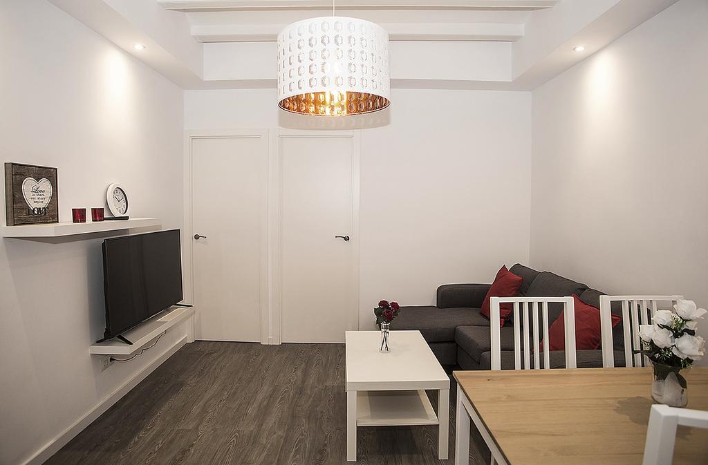 הוספיטלט דה יוברגאט Camp Nou Apartment מראה חיצוני תמונה
